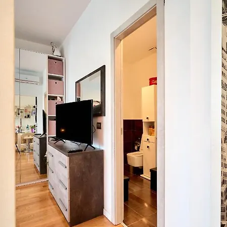 Life - Parco Sempione / Moderno Apartman Milánó